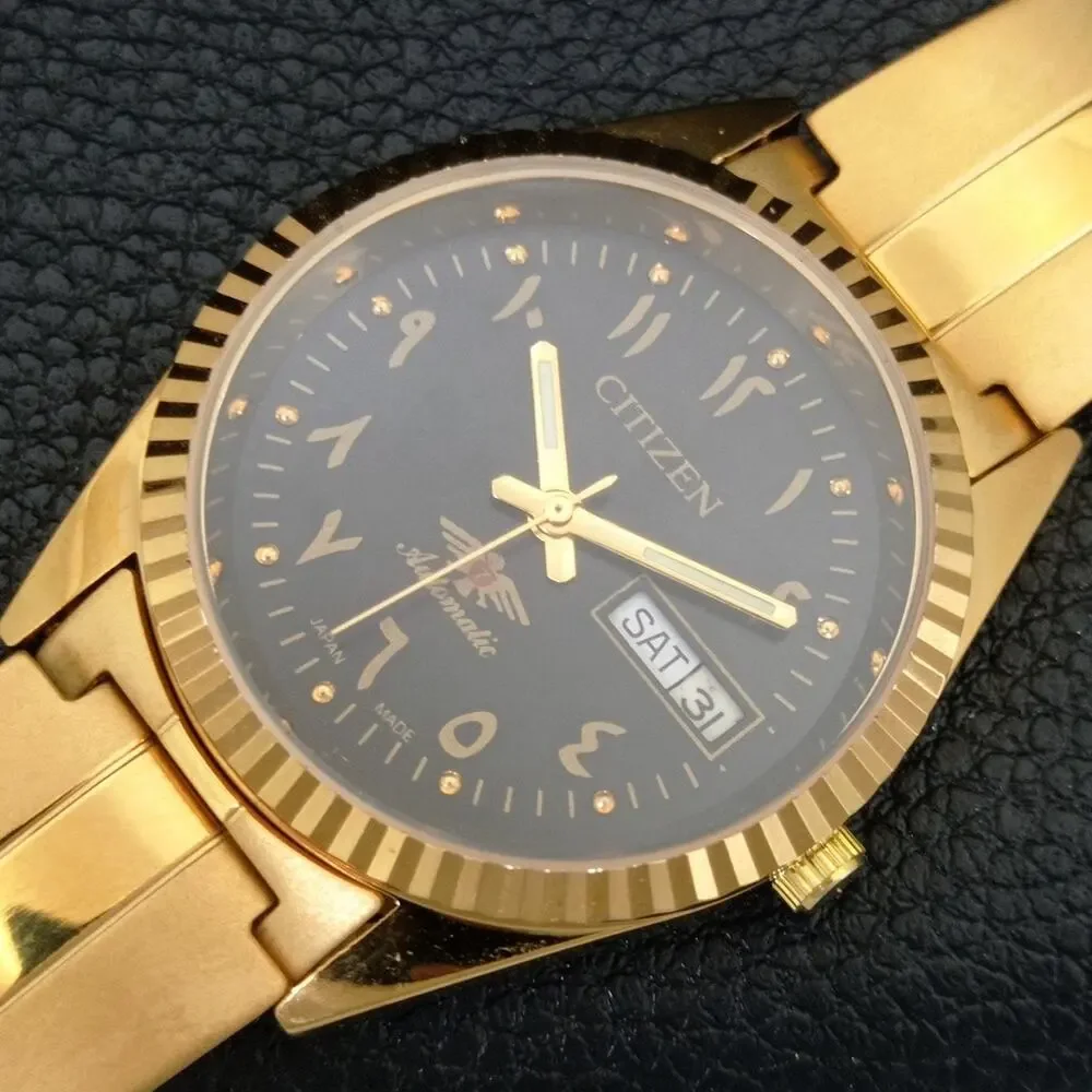 Vintage 1971 Citizen Automatic Mens Gold Watch W/daydate & Black accents